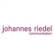 Johannes Riedel Moderation auf den Punkt