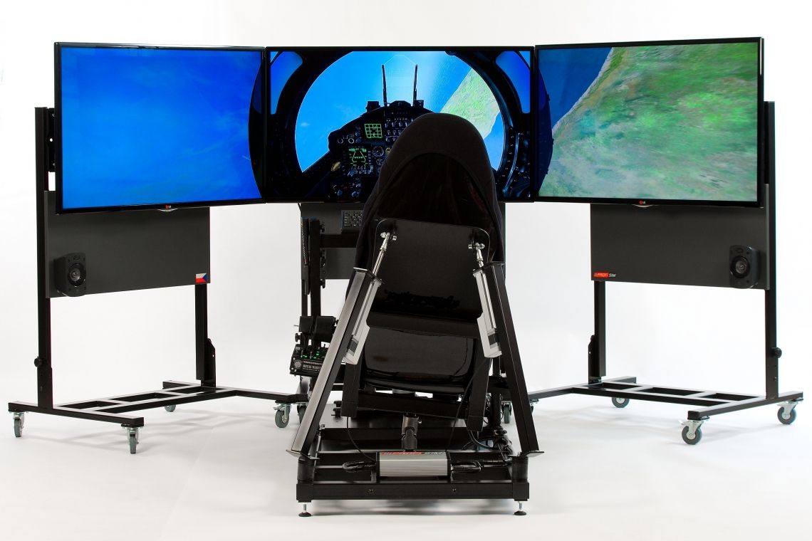 Full Motion Flugsimulator / full flight simulator  / Virtual Reality Flugsimulator